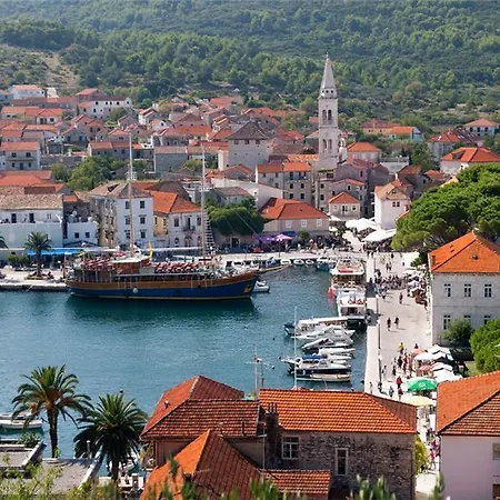 Rubinic Jelsa (Hvar)
